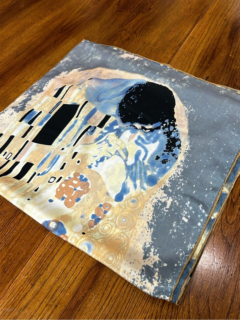 Gustav Klimt The Kiss Art Print 100% Silk Oblong Scarf Blue Gold 62x16